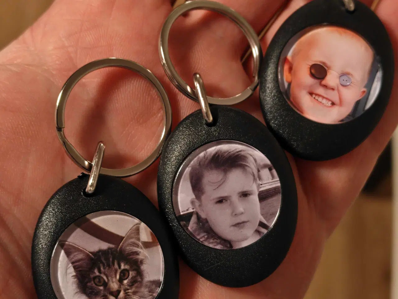 Billede 4 - Nøgleringe med dine billeder