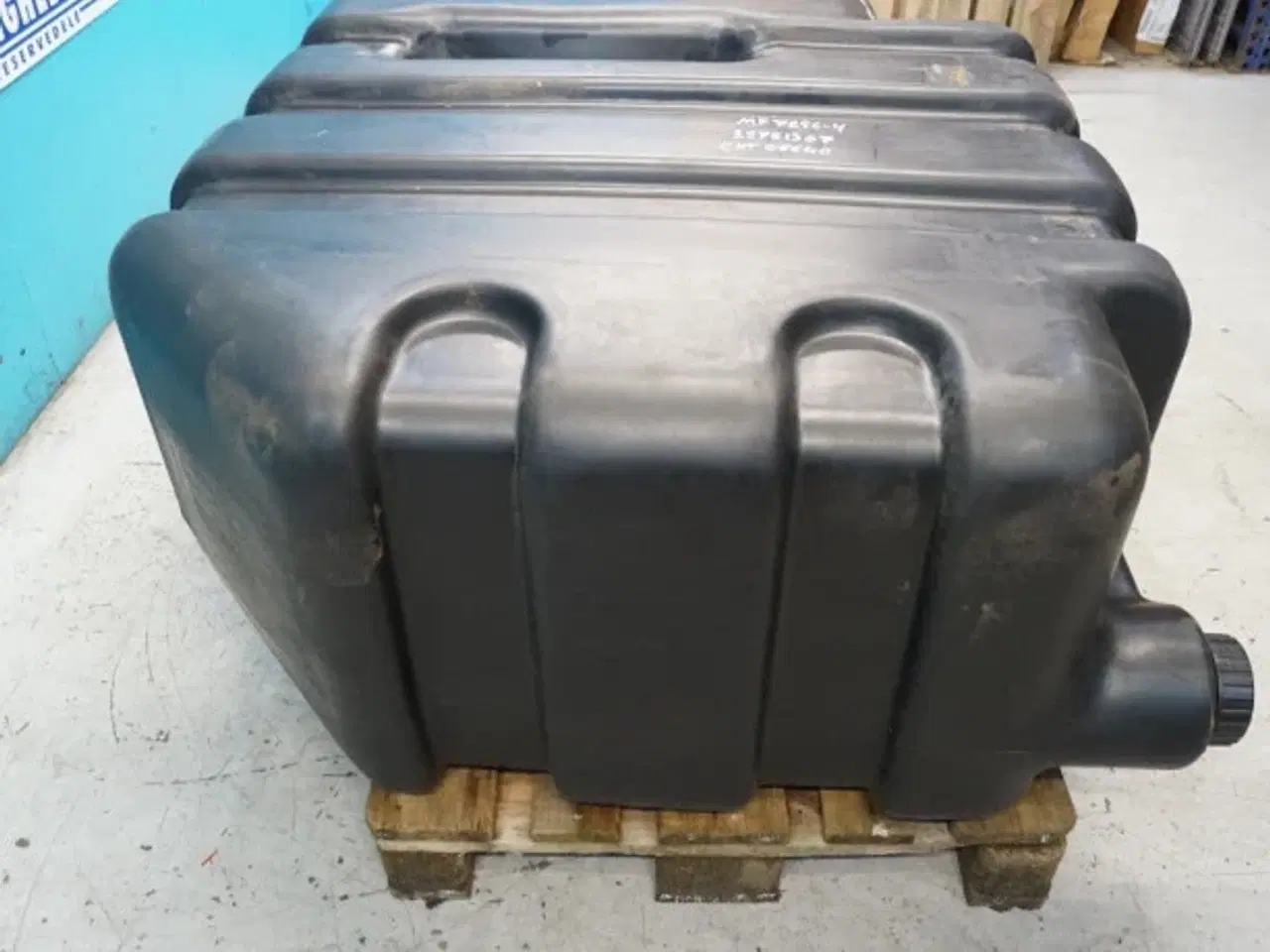 Billede 18 - Massey Ferguson 7256 Dieseltank 28781307