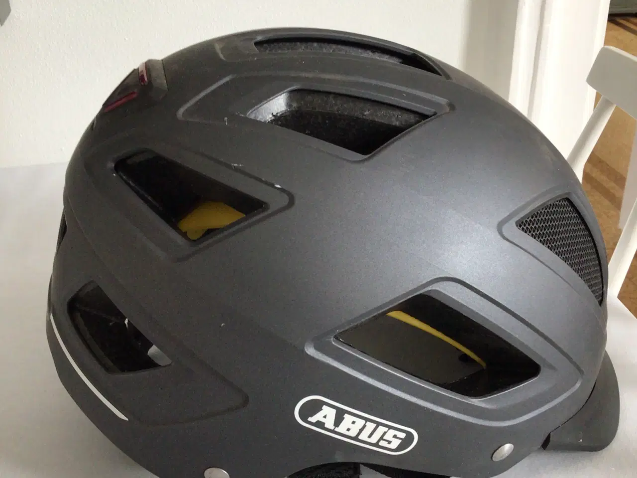 Billede 2 - Abus cykelhjelm