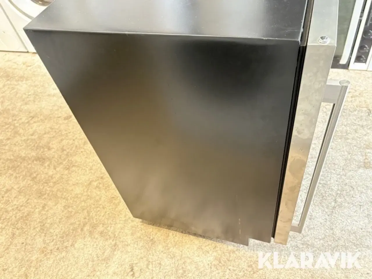 Billede 8 - Vinkøleskab Temptech VWCR46DB82