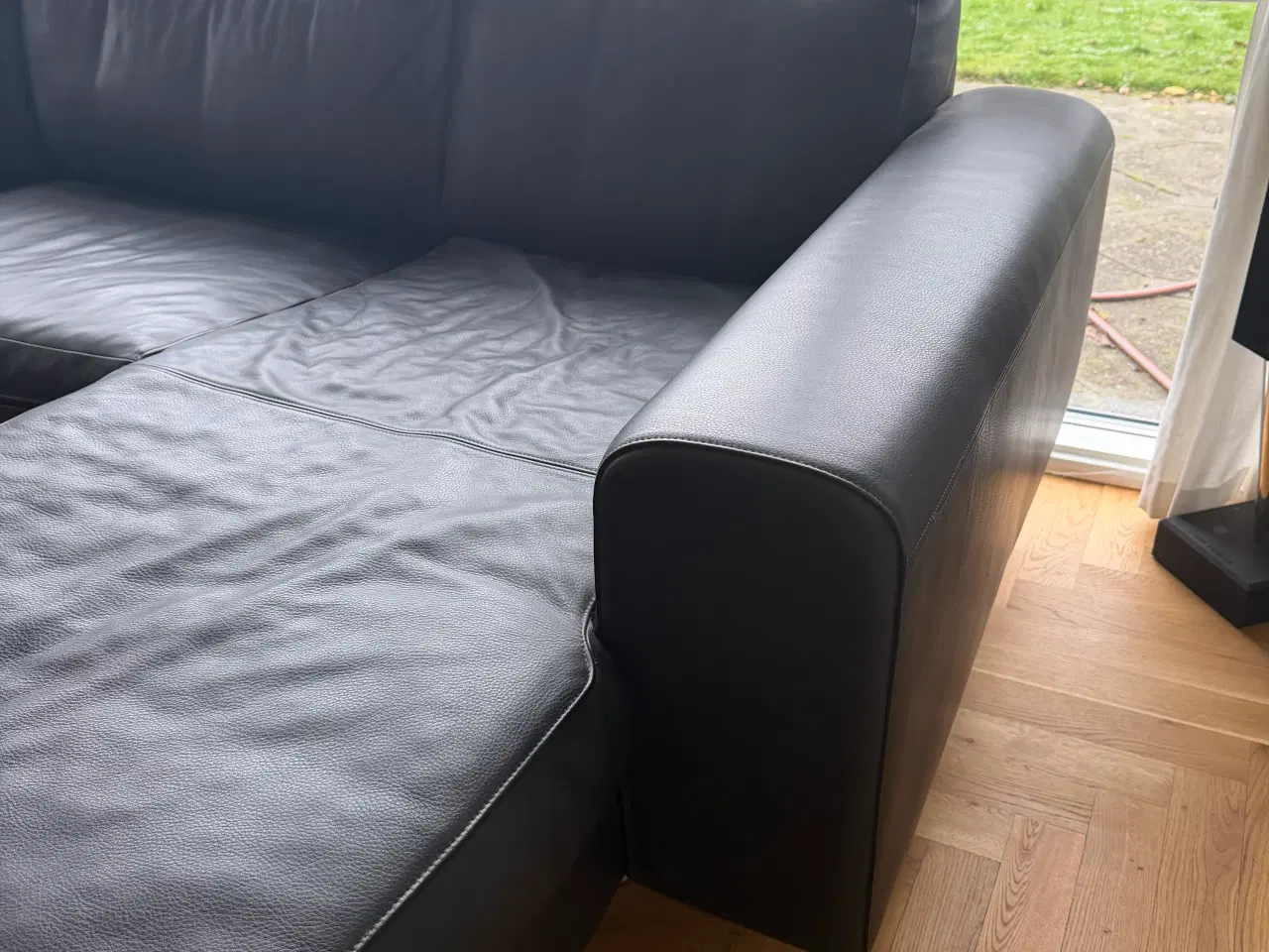 Billede 5 - Mogens Hansen sofa med chaiselong i sort læder