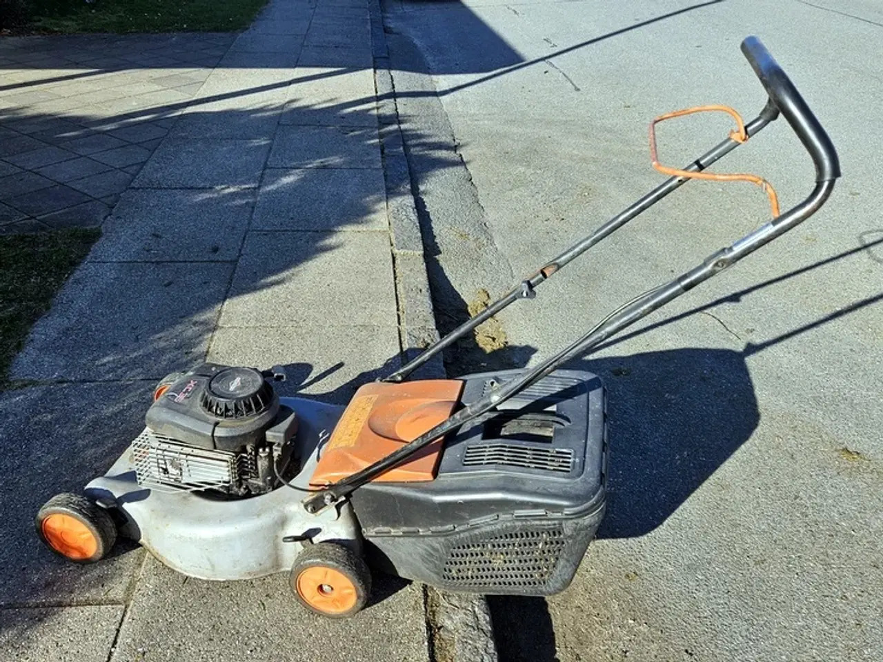 Billede 2 - Rotorklipper med B&S motor sælges.