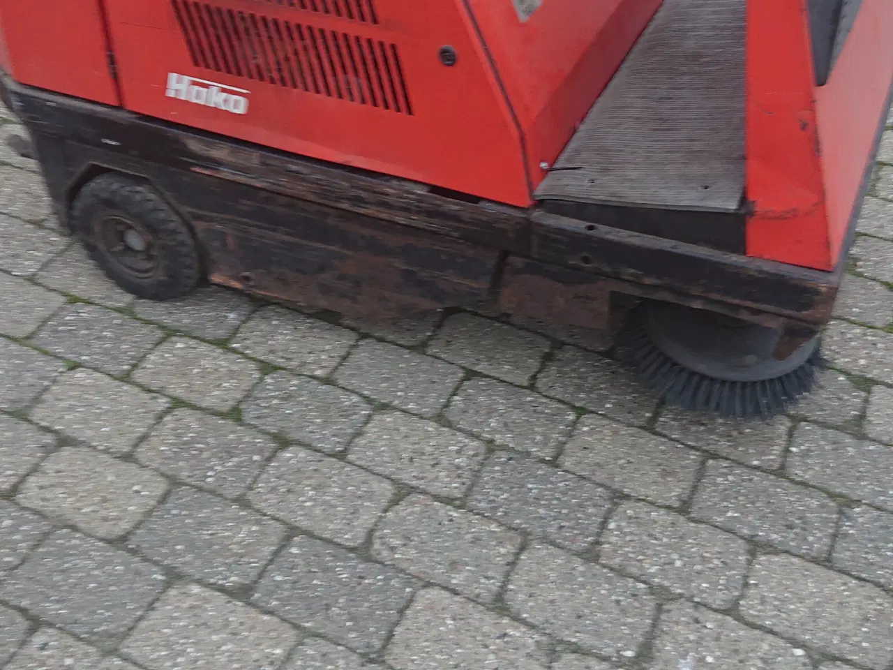 Billede 2 - Fejemaskine med Honda bencin motor