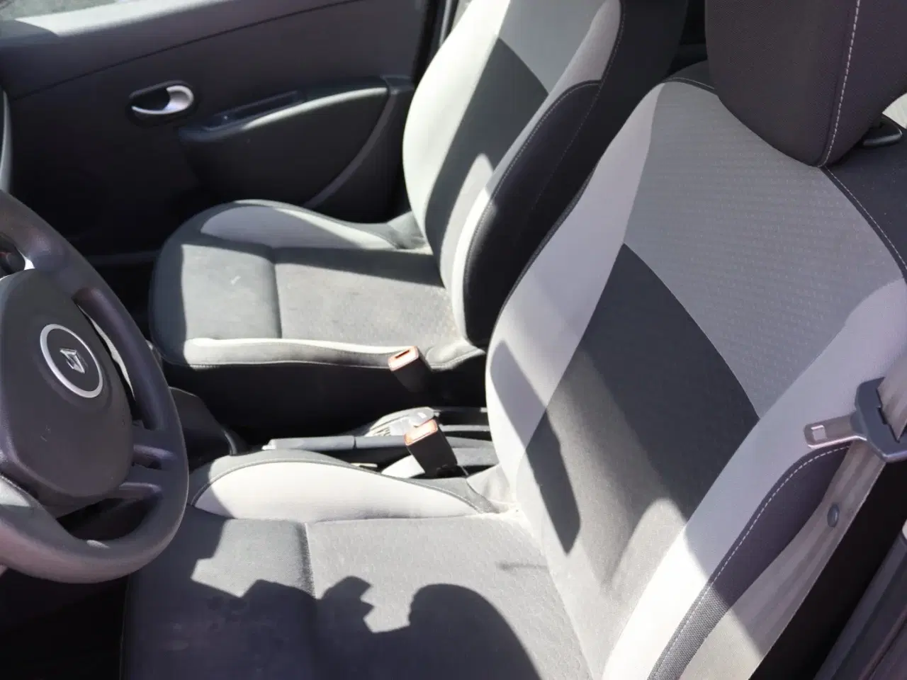 Billede 9 - Renault Clio III 1,2 16V Authentique