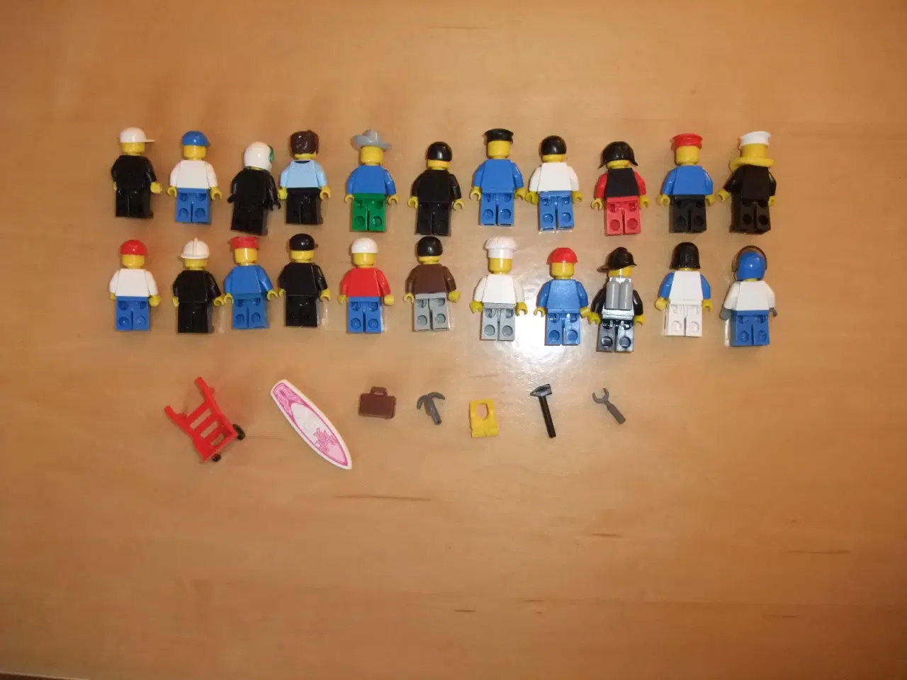 Billede 4 - Lego Town Figurer+Tilbehør