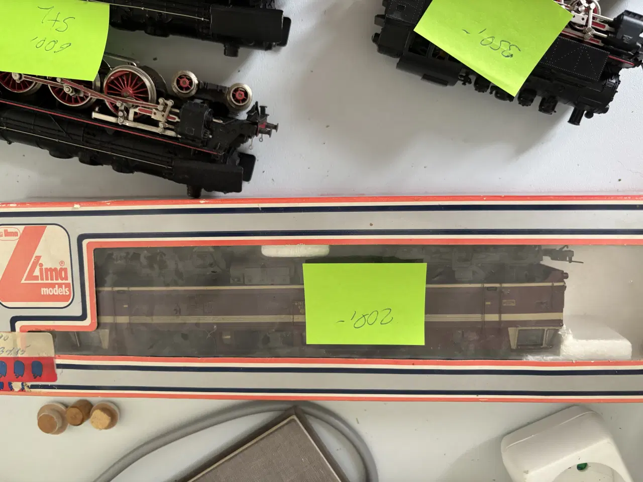 Billede 4 - Merklin toge og vogne 