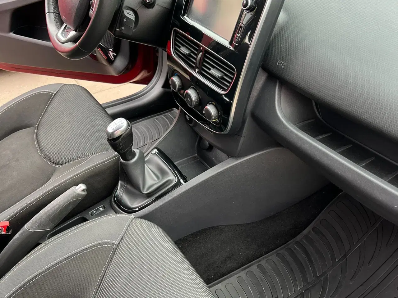 Billede 8 - Renault Clio Iv*