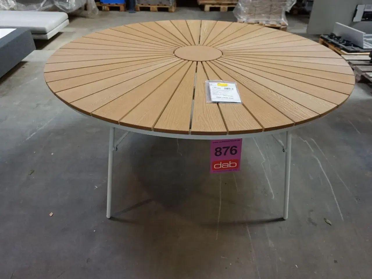 Billede 5 - Kerteminde teak - nonwood havebord Ø150 cm, hvidt stel