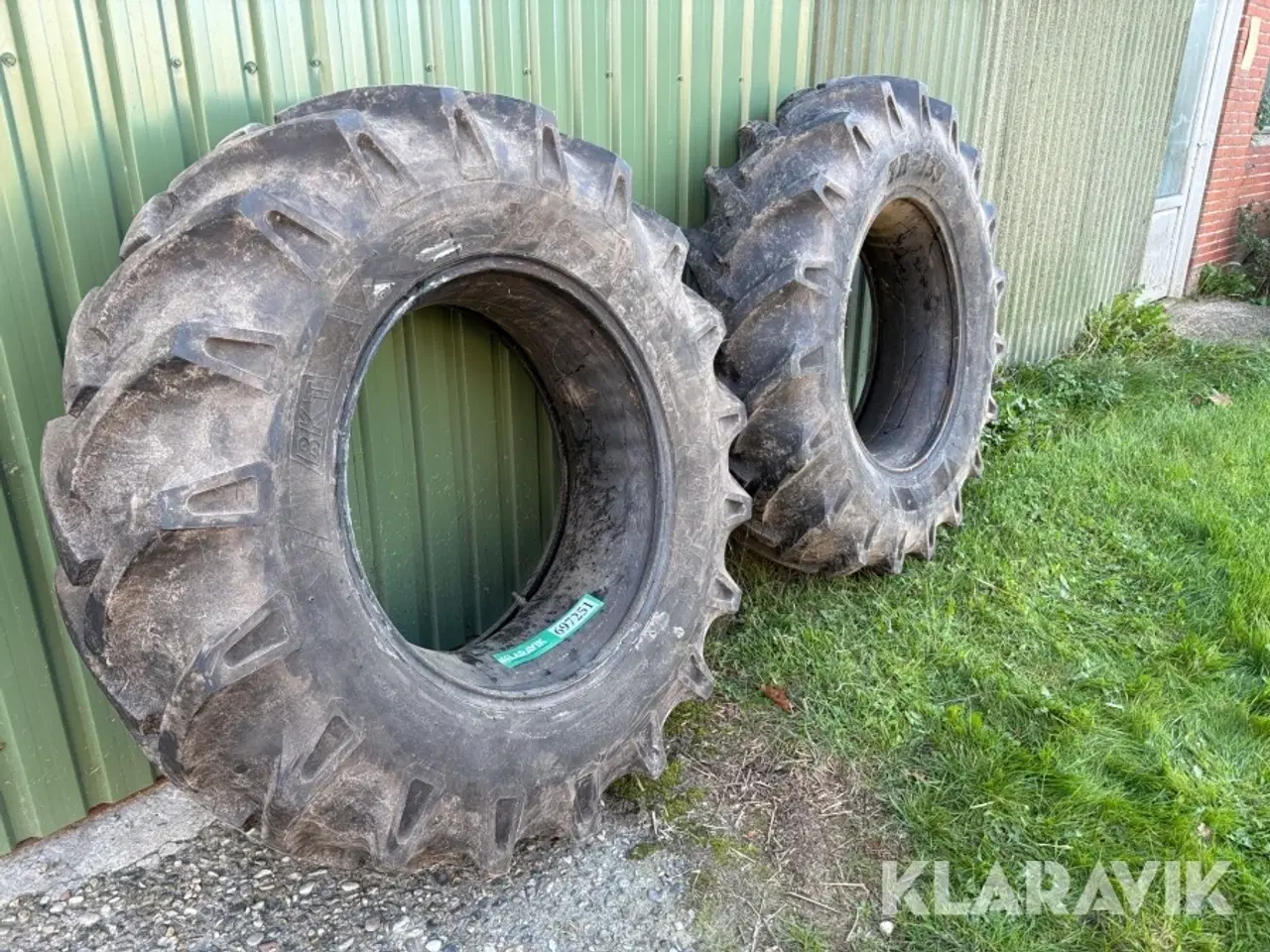 Billede 2 - Dæk Bkt TR 135