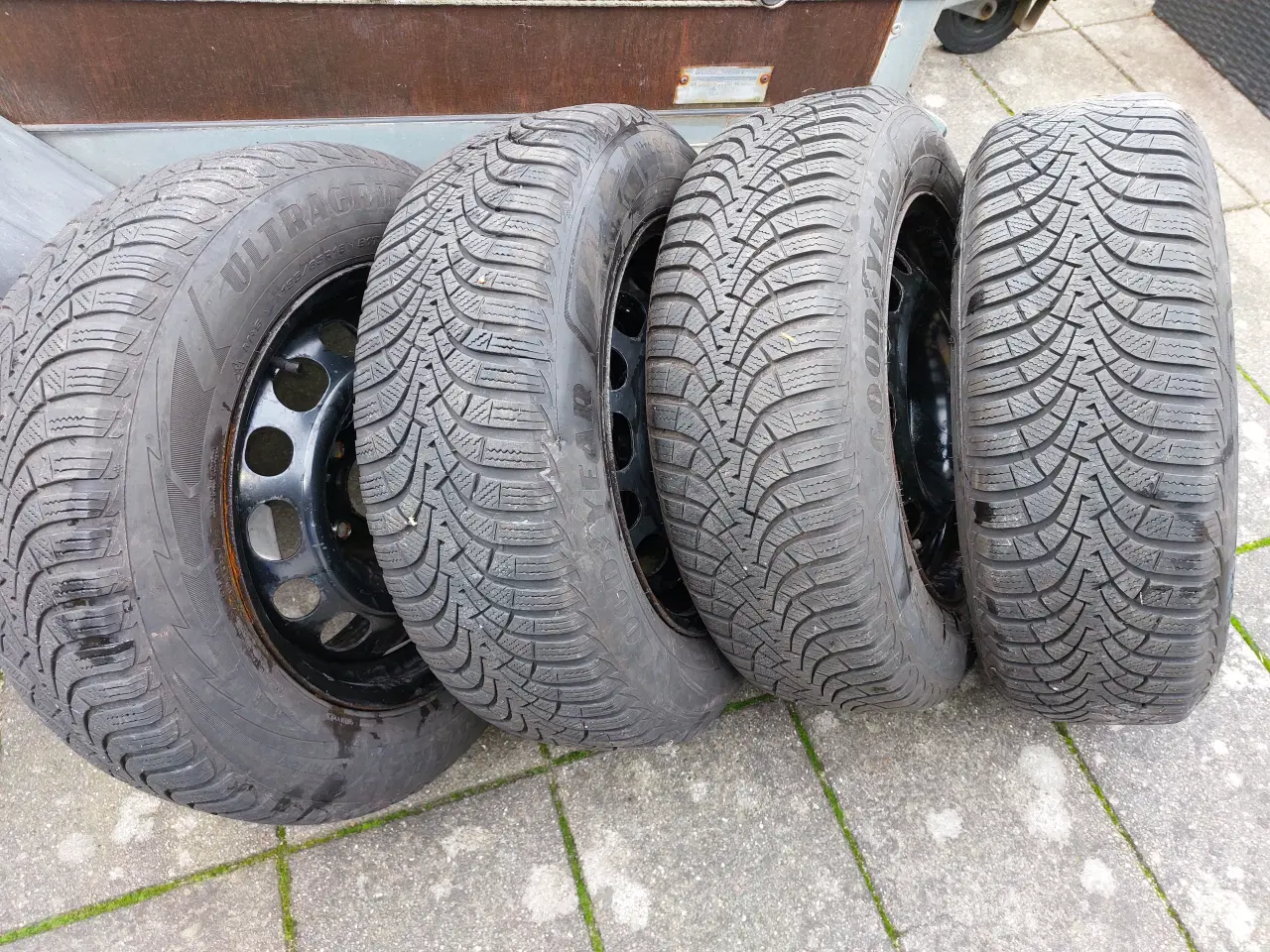 Billede 1 - Vinterhjul på fælge, 4 stk.