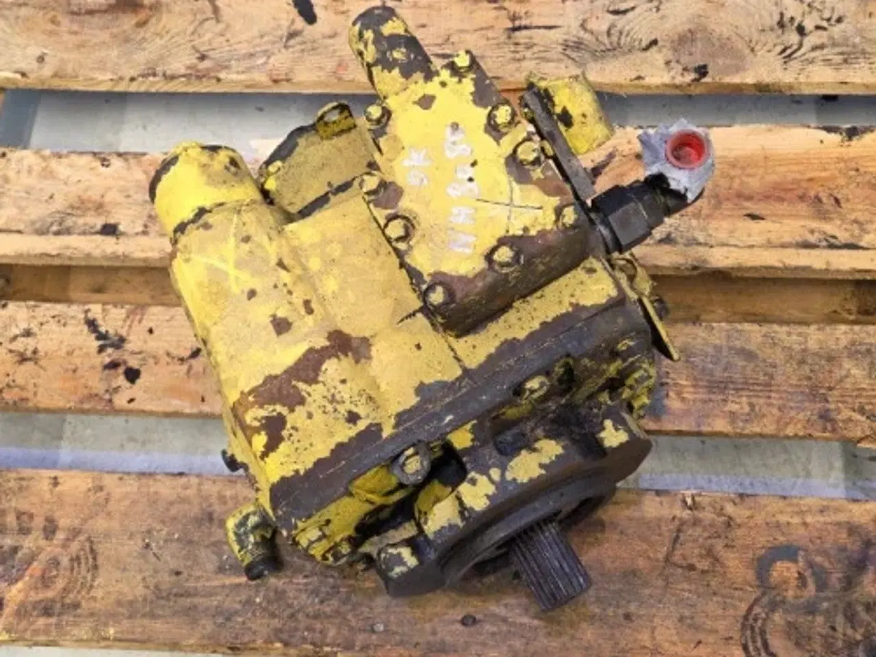 Billede 10 - New Holland 8080 Hydrostatpumpe 80391591