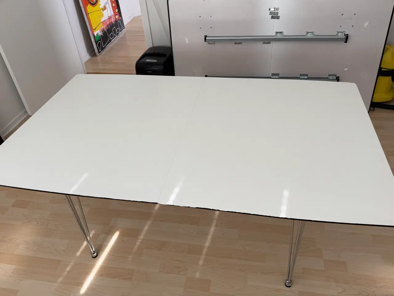 Billede 2 - Spisebord/Konferencebord i hvid laminat