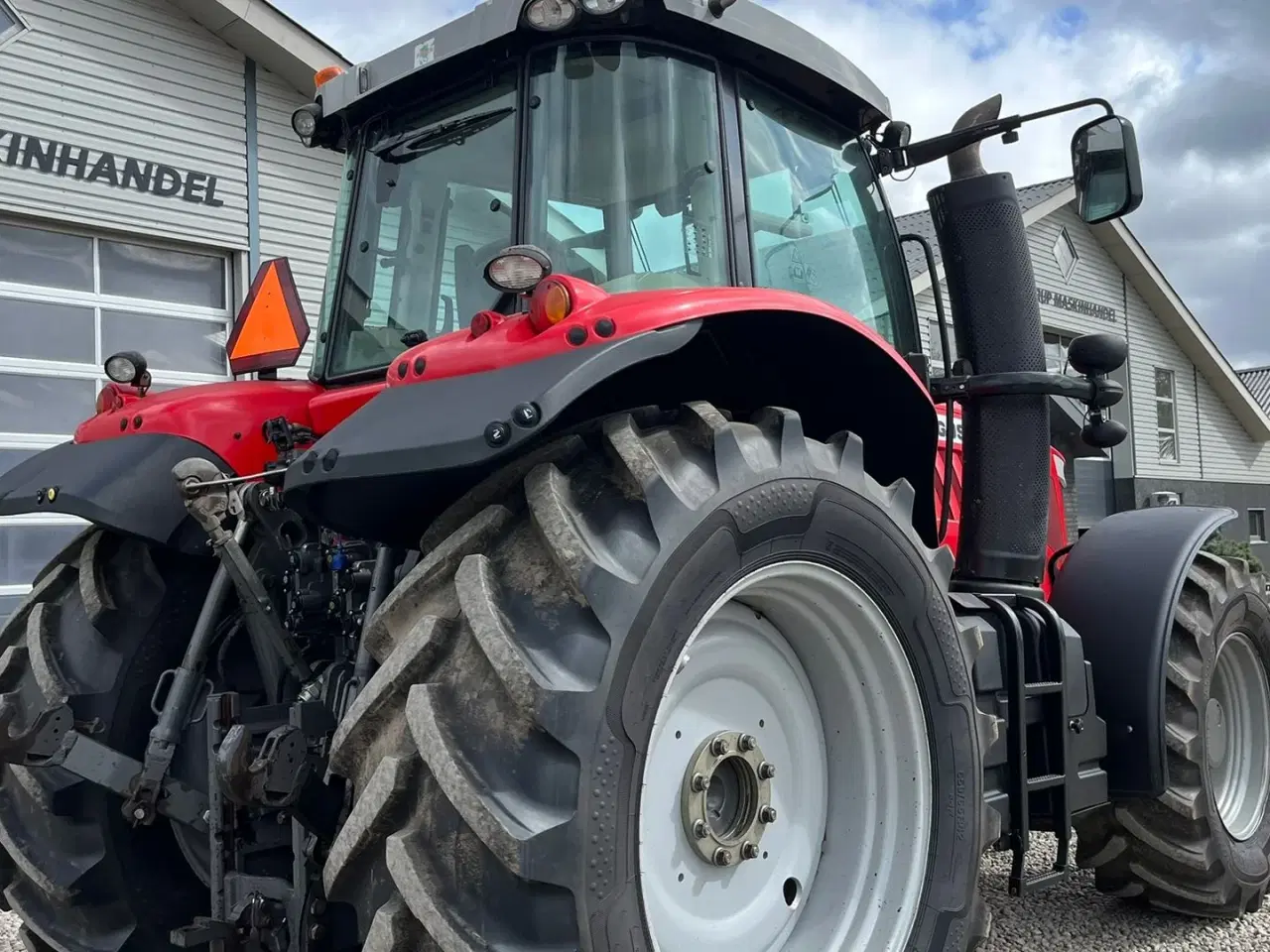 Billede 19 - Massey Ferguson 7720 Med frontlift og 4stk næsten nye dæk.