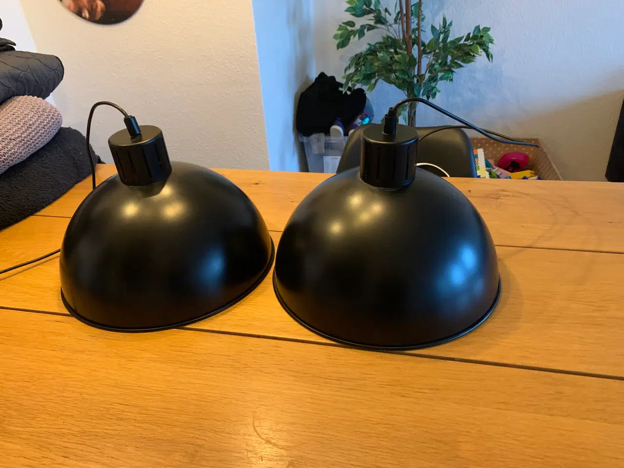 Billede 1 - Sorte aluminium lamper.