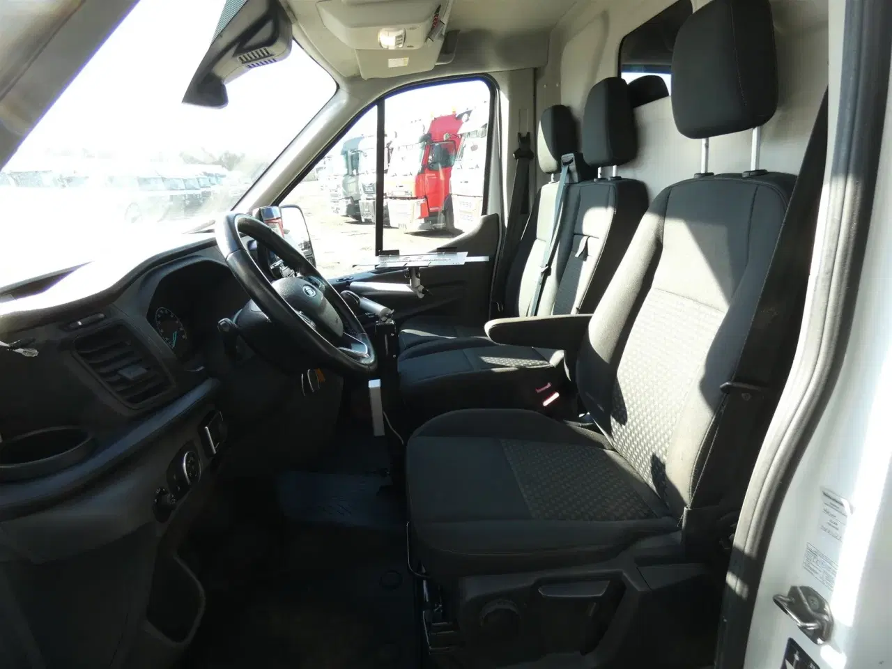 Billede 12 - Ford Transit 350 L2H2 2,0 TDCi Trend VÆRKSTEDBIL 130HK Van Man.