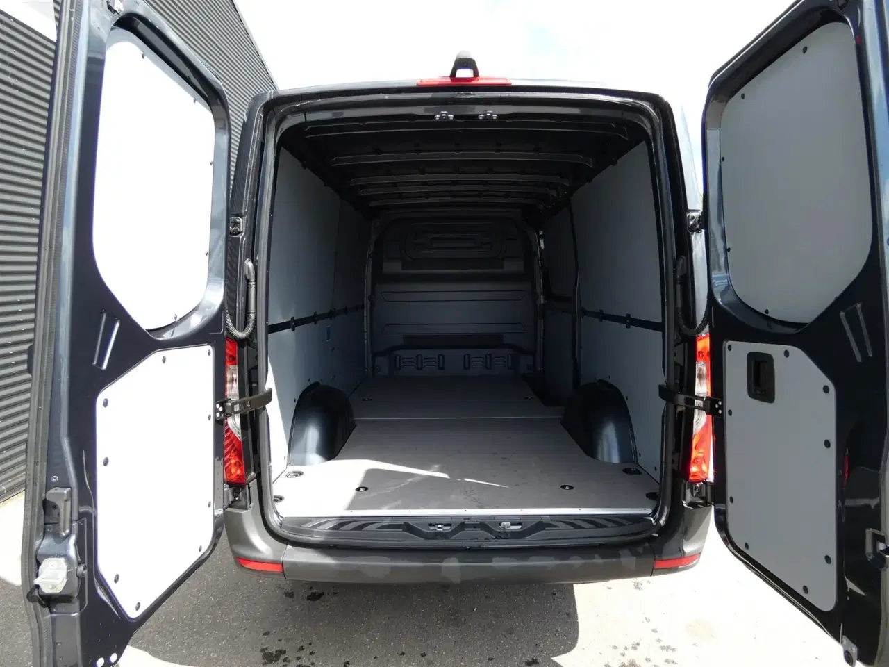Billede 8 - Mercedes-Benz Sprinter 317 2,0 CDI A2 H2 RWD 9G-Tronic 170HK Van Aut.
