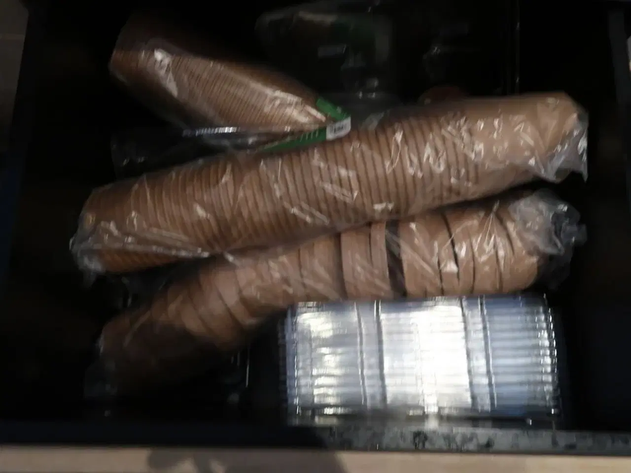 Billede 8 - Disk med indhold i skuffer