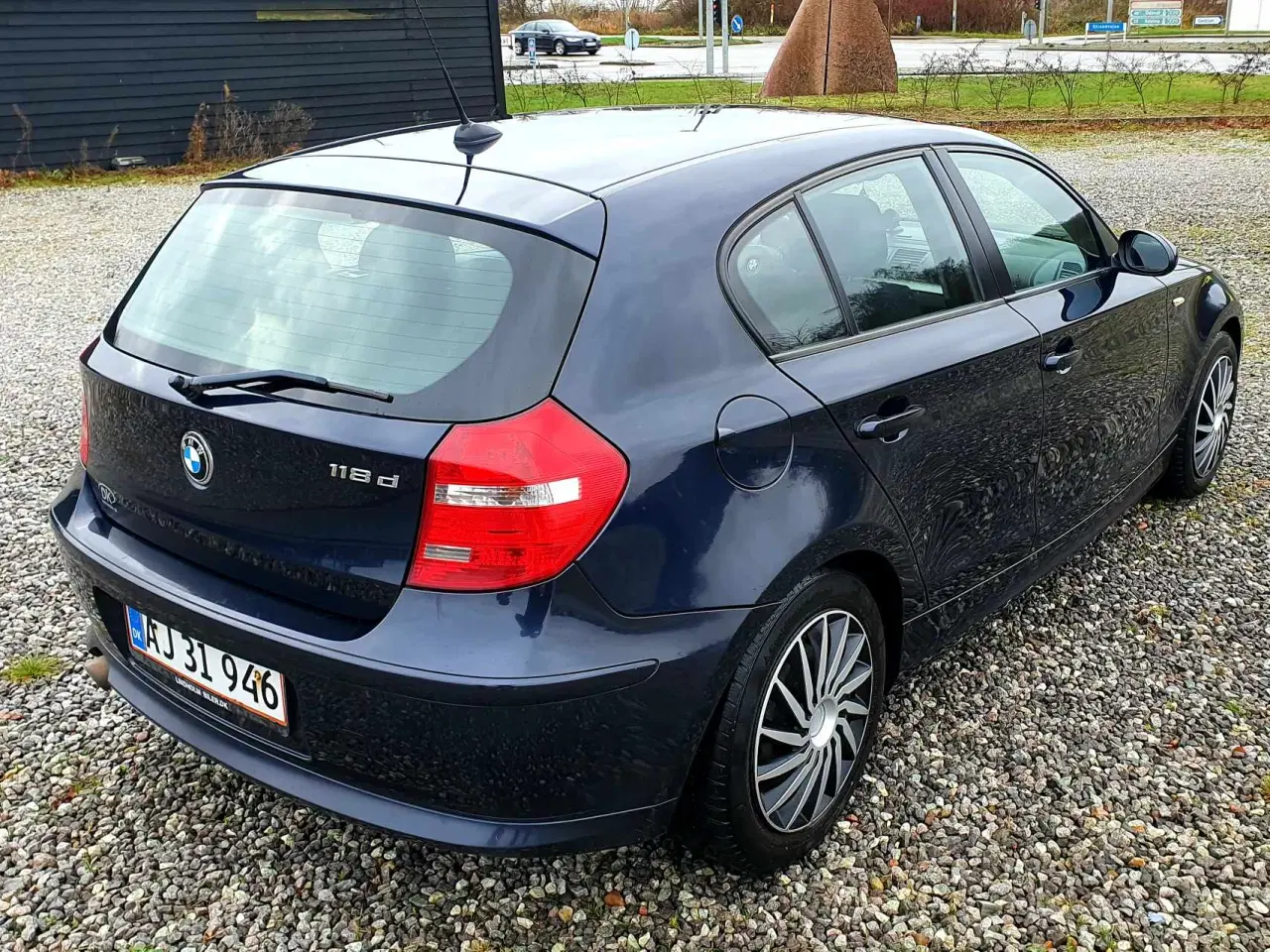 Billede 4 - Bmw 118 pæn og velholdt økonomisk fuld service.