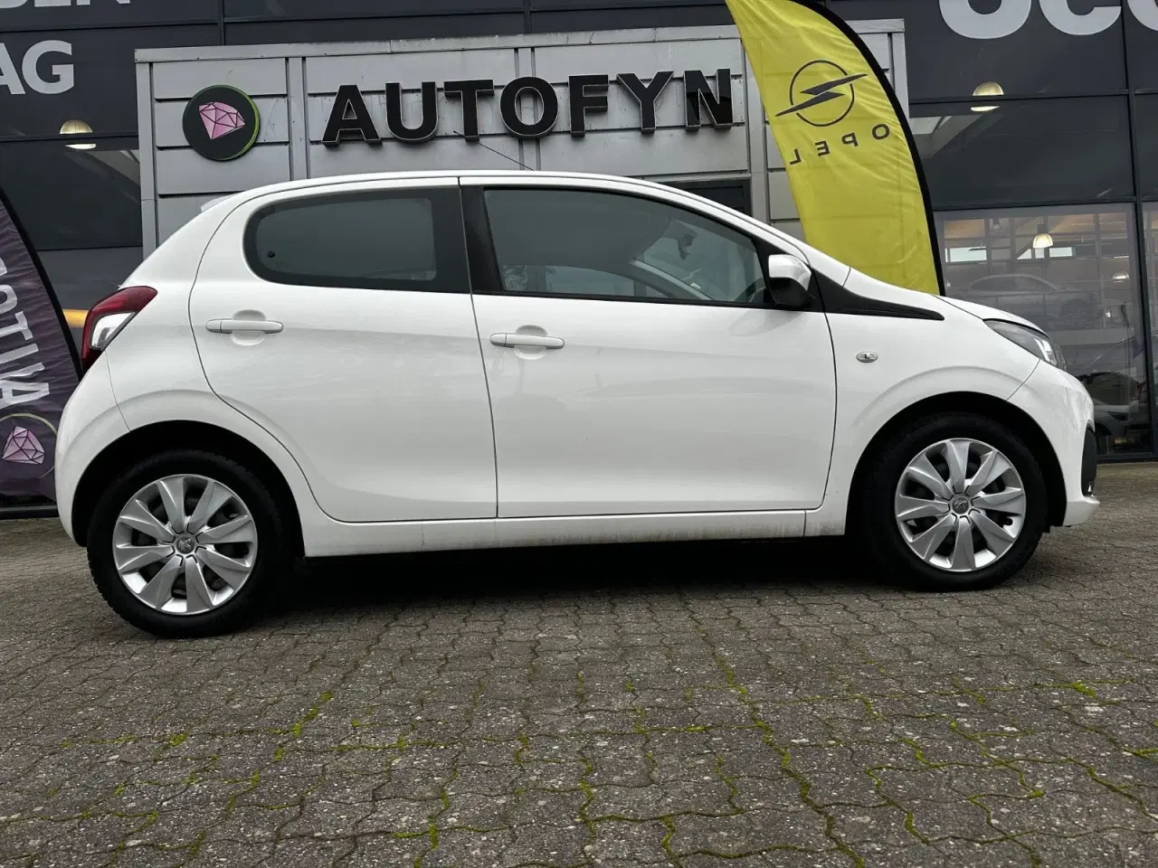 Billede 1 - Peugeot 108 1,2 VTi 82 Active