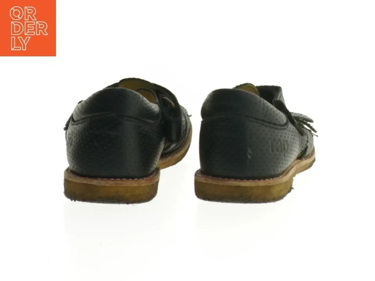 Billede 2 - Børnesandaler i sort læder (str. Længde. 23 cm)