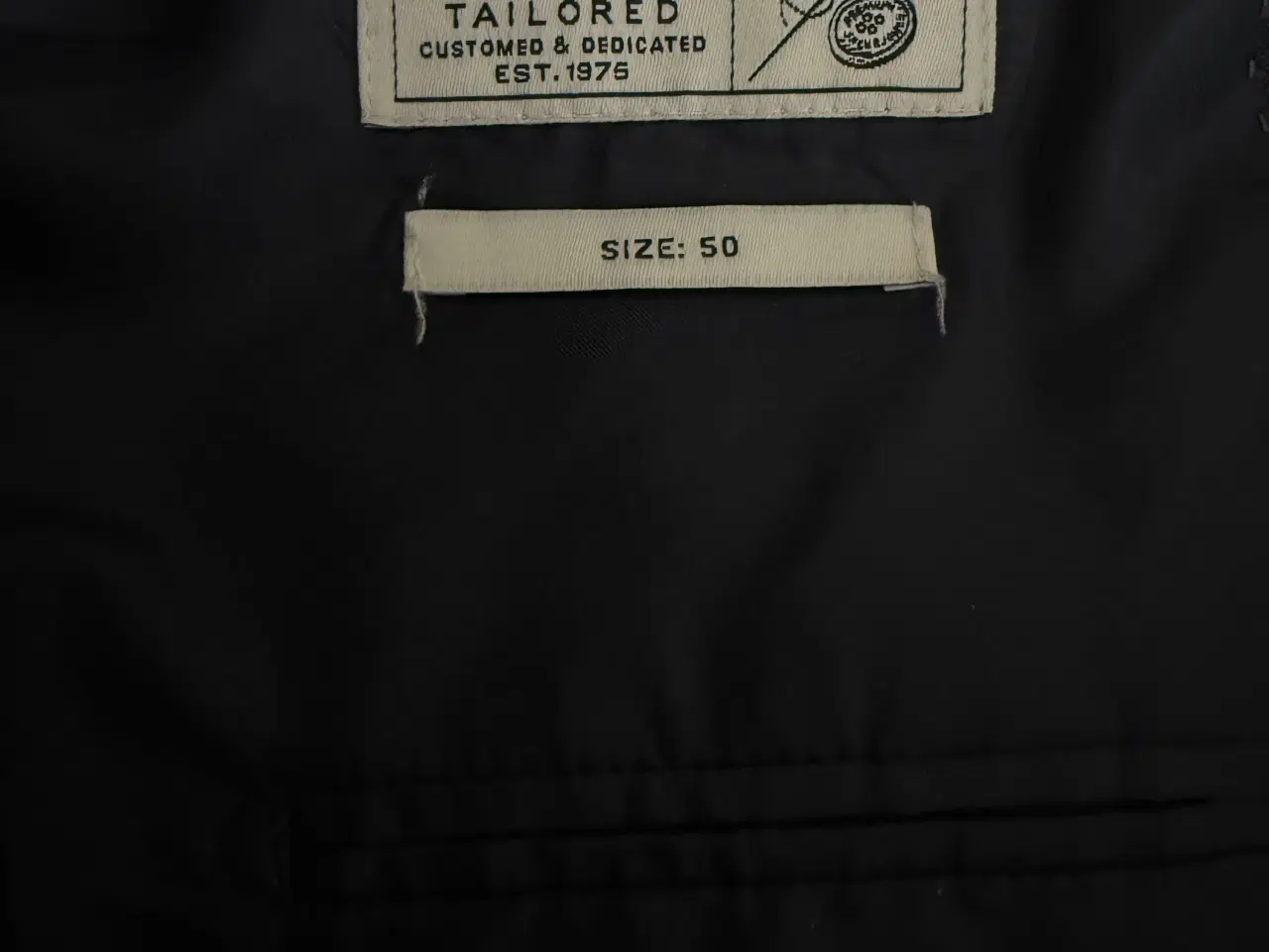 Billede 4 - Jack & Jones jakkesæt herre str. 50/48