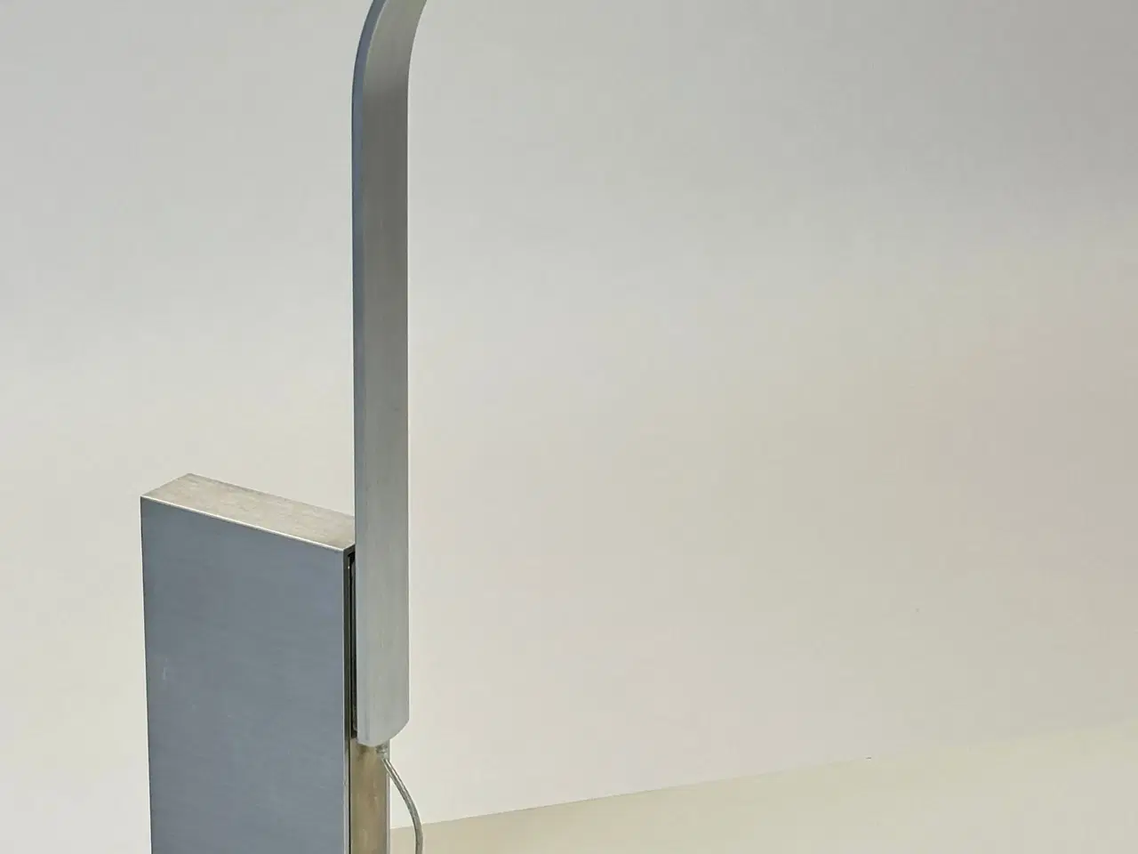 Billede 5 - Pablo Designs | LIM Bordlampe