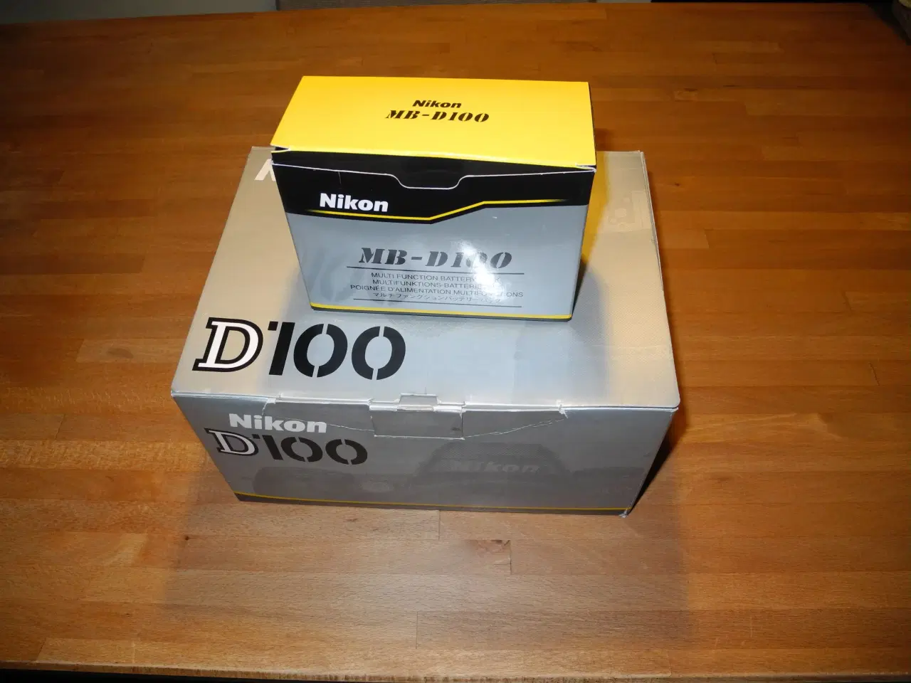 Billede 3 - Nikon D 100 m/batterigreb