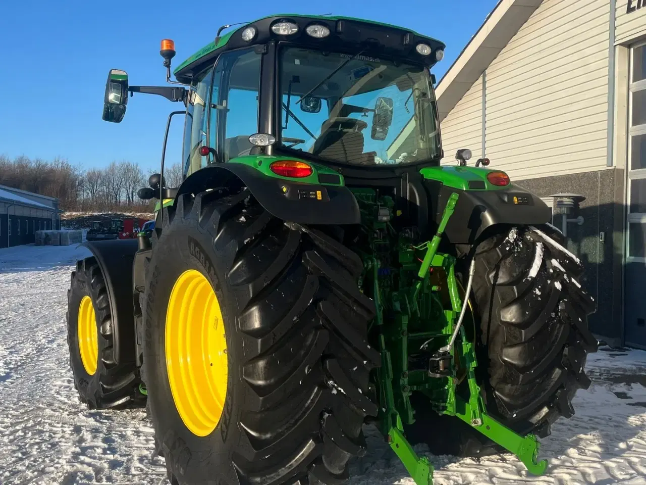 Billede 13 - John Deere 6215R Med frontlift