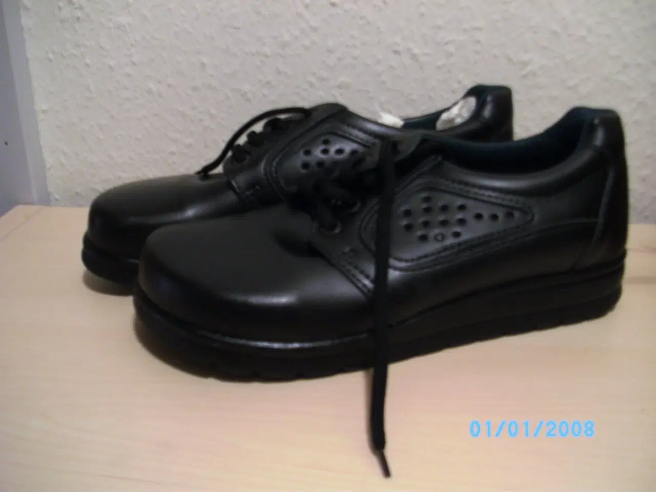 Billede 1 - Skridsikker sko