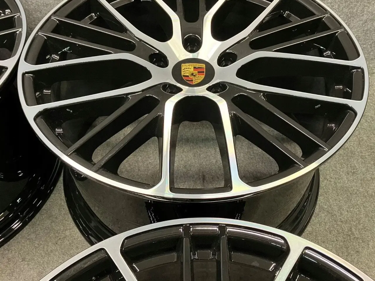 Billede 4 - ALUFÆLGE PORSCHE PANAMERA 971 GTS 21"