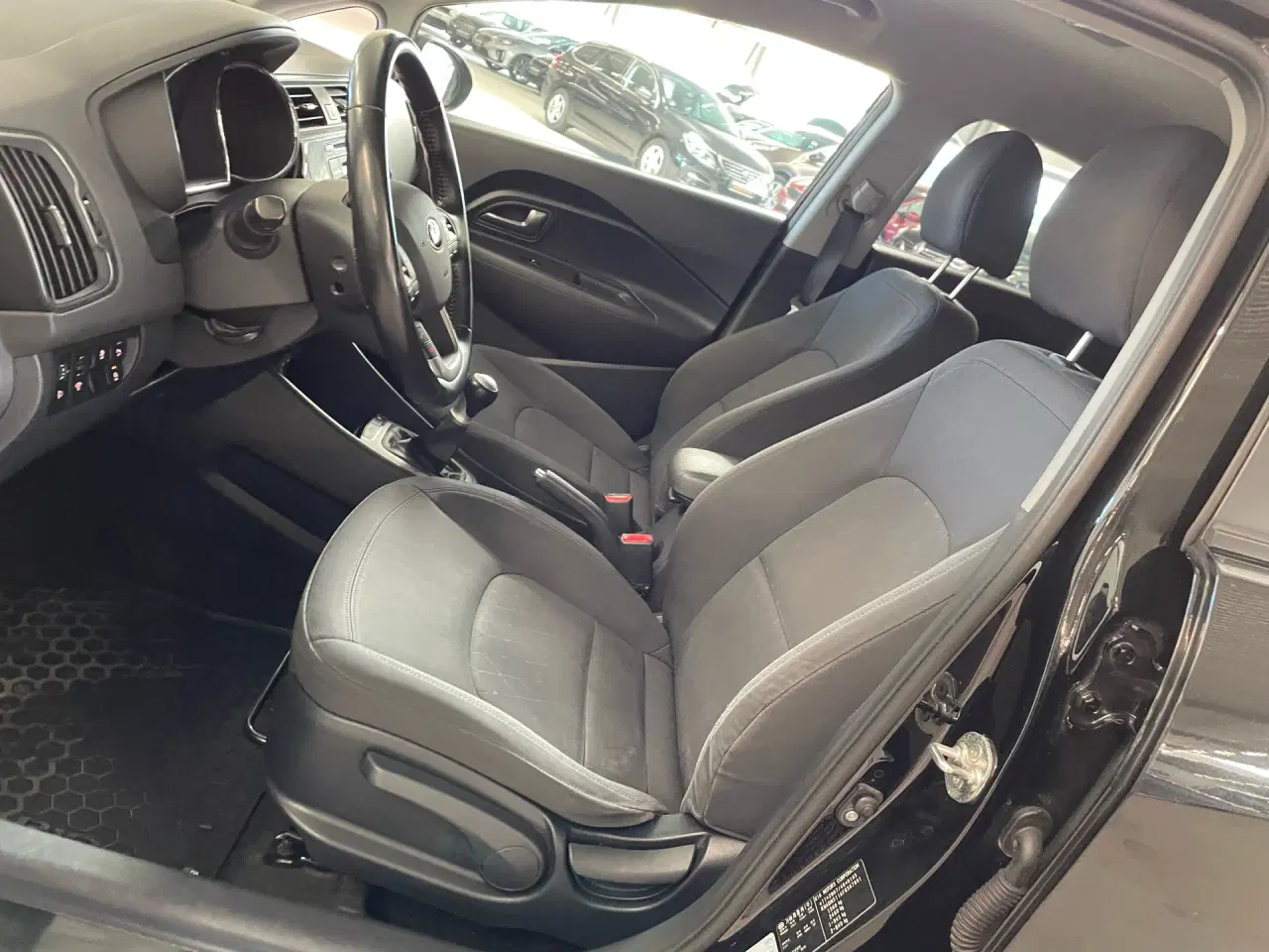Billede 8 - Kia Rio 1,2 Limited 85HK 5d