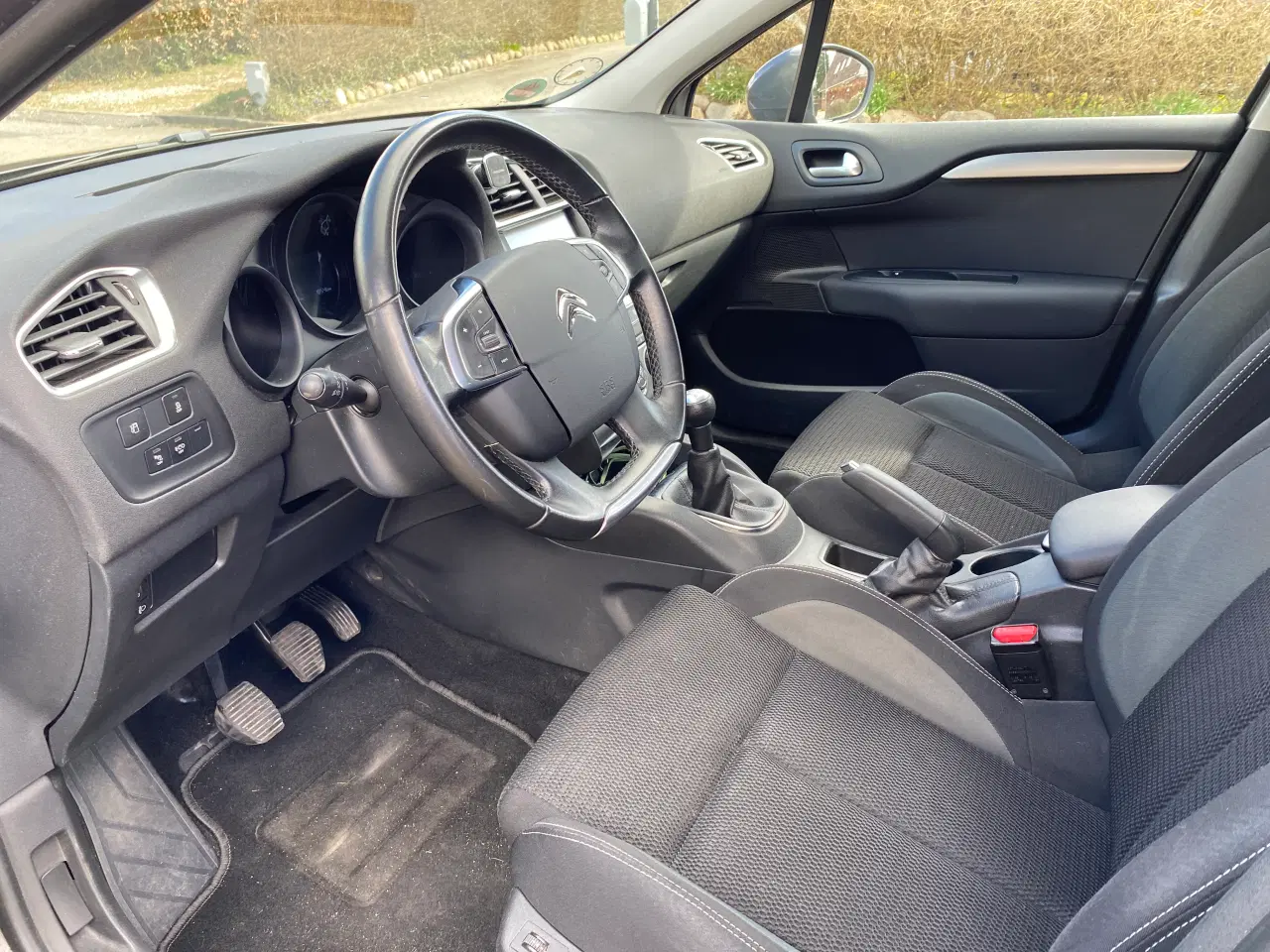 Billede 7 - 2015 Citroën C4, 1,6 BlueHDi 100 Upgrade