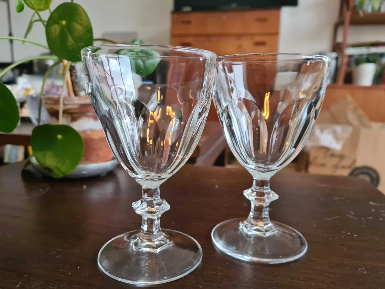 Billede 2 - Hvidvinsglas, krystalglas 11 stk