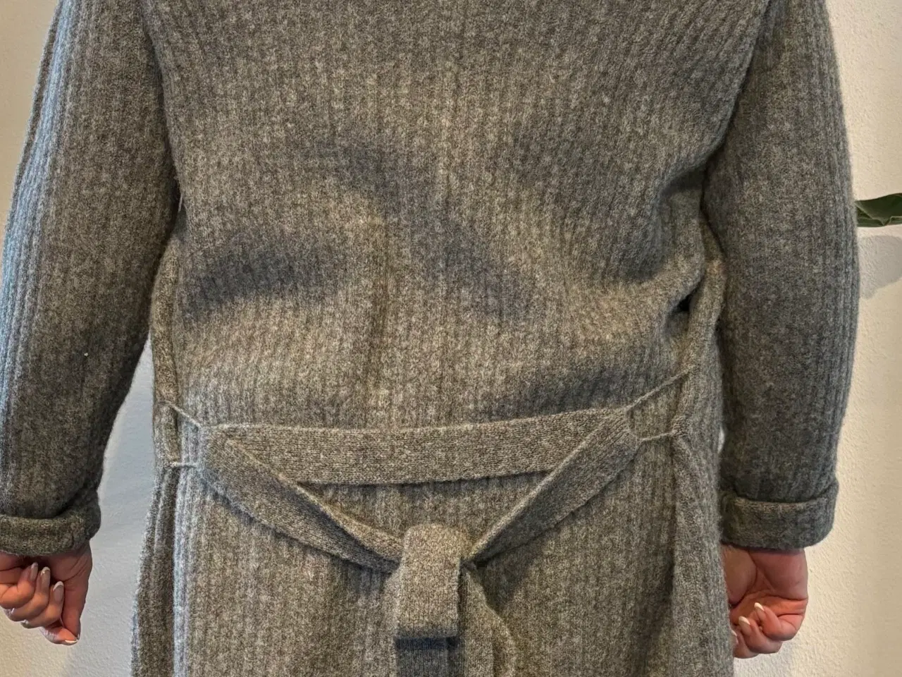 Billede 1 - Flot H2O grå cardigan