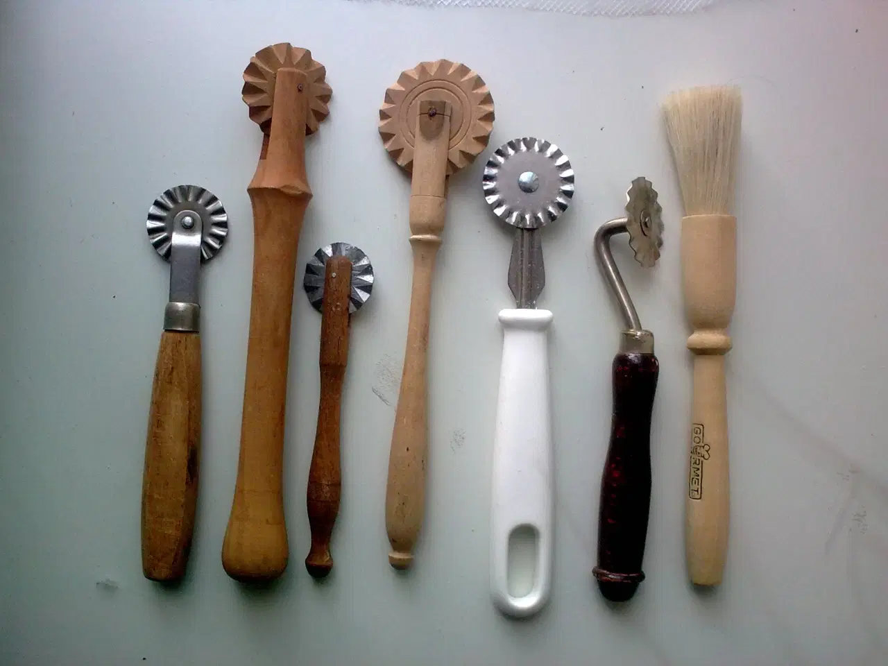 Billede 1 - Klejnespore tærteskærer og dejpiskeris FRIT VALG