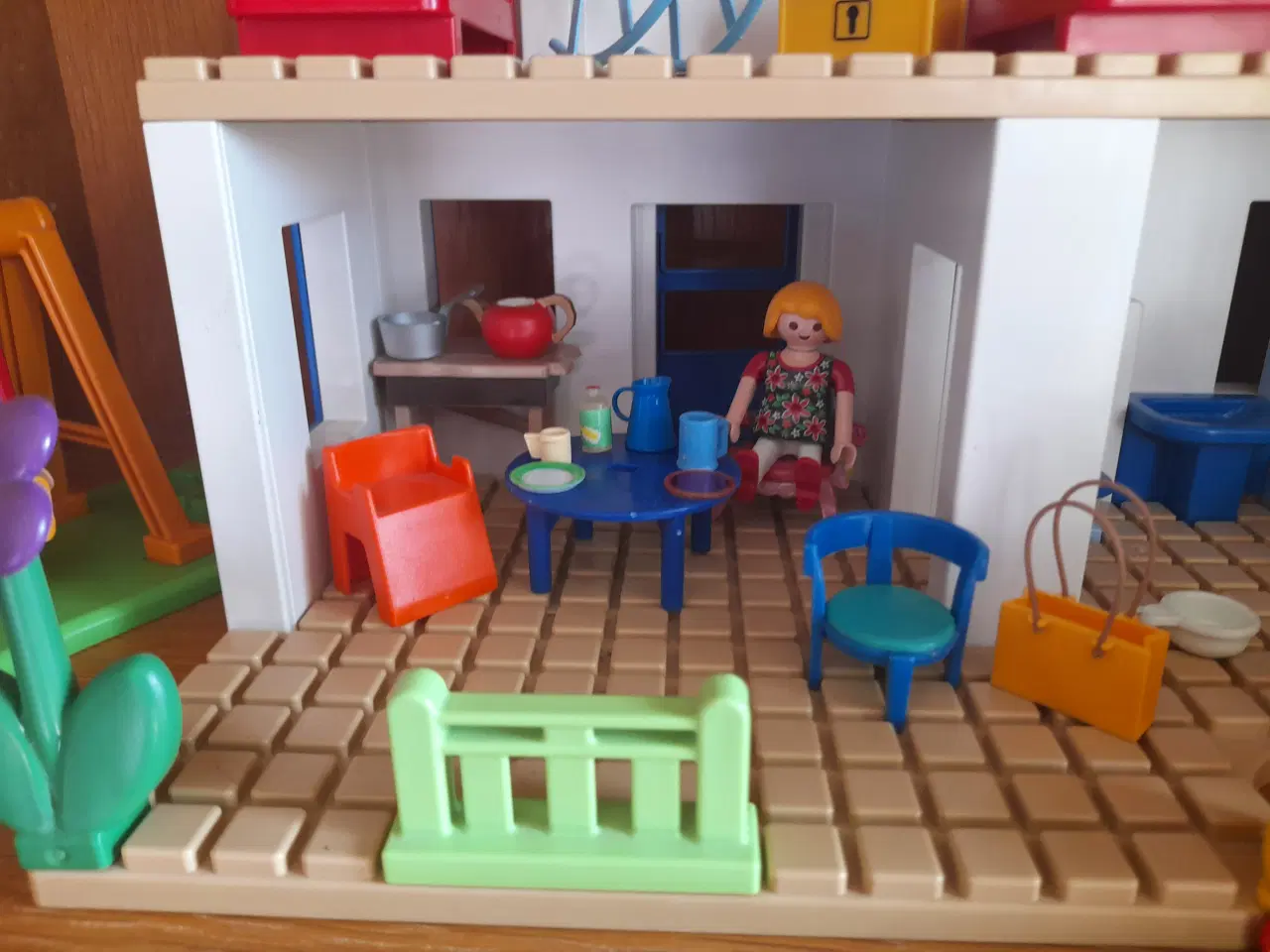 Billede 6 - Playmobil hus med meget tilbehør