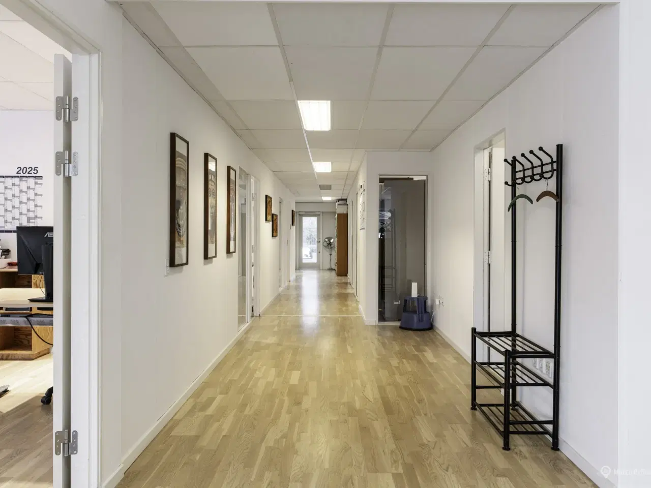 Billede 10 - Alsidigt og lyst kontorlejemål i populært erhvervsområde