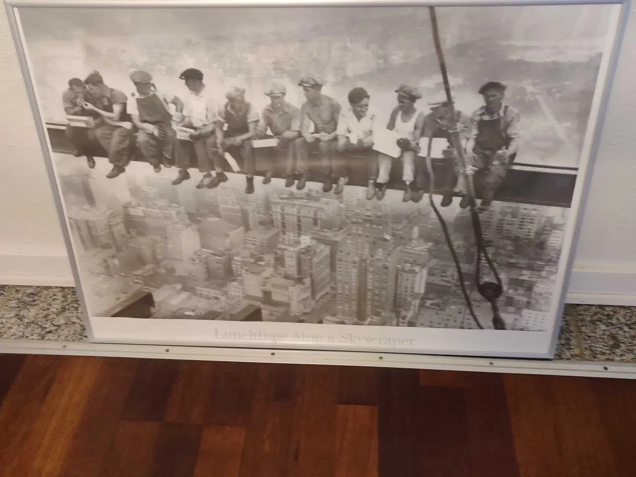 Billede 1 - klassisk billede "launchtime atop a skyscraper