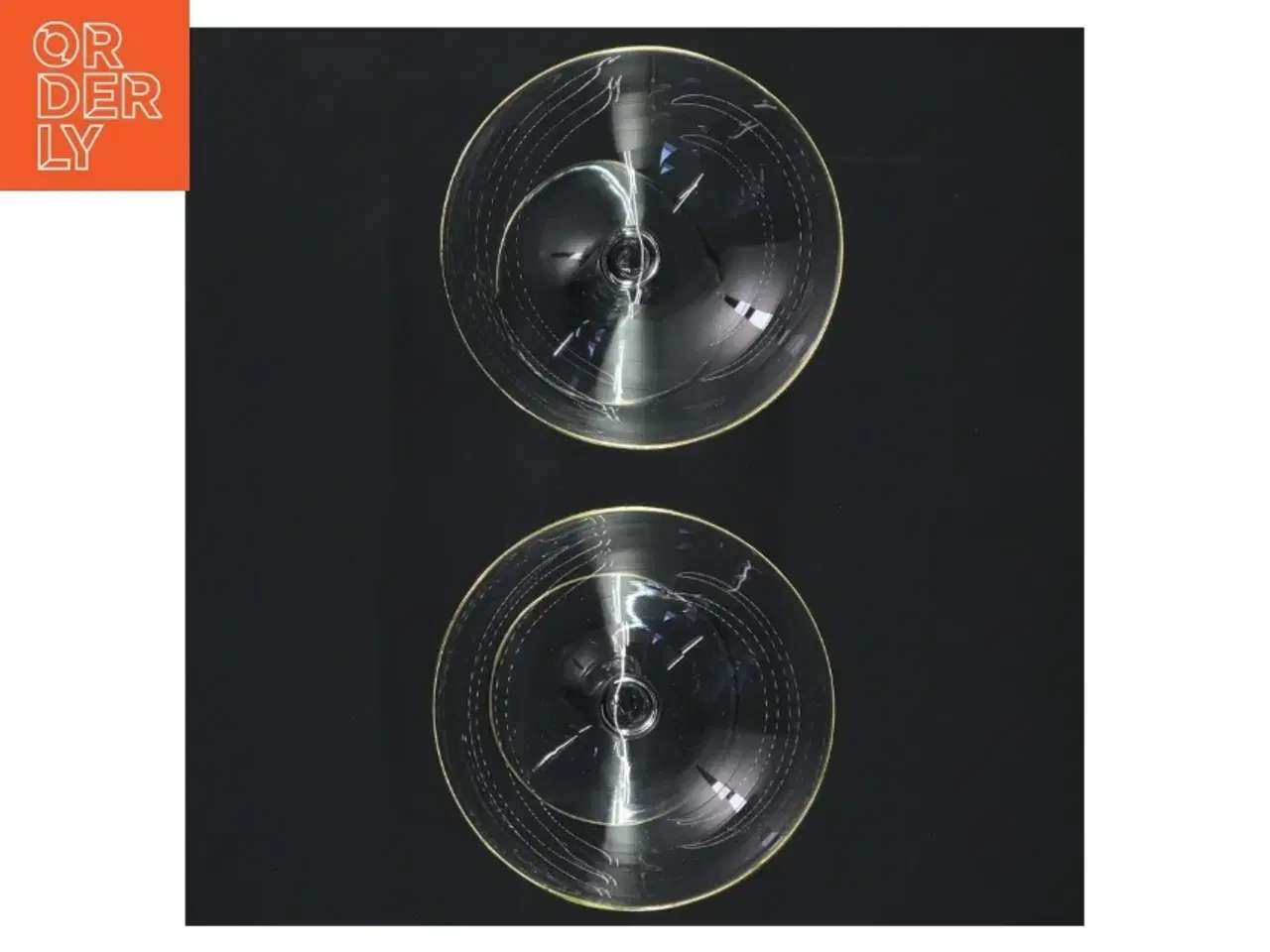 Billede 2 - Coupe glas med guldkant (str. H. 9 cm ø. 8,5 cm)