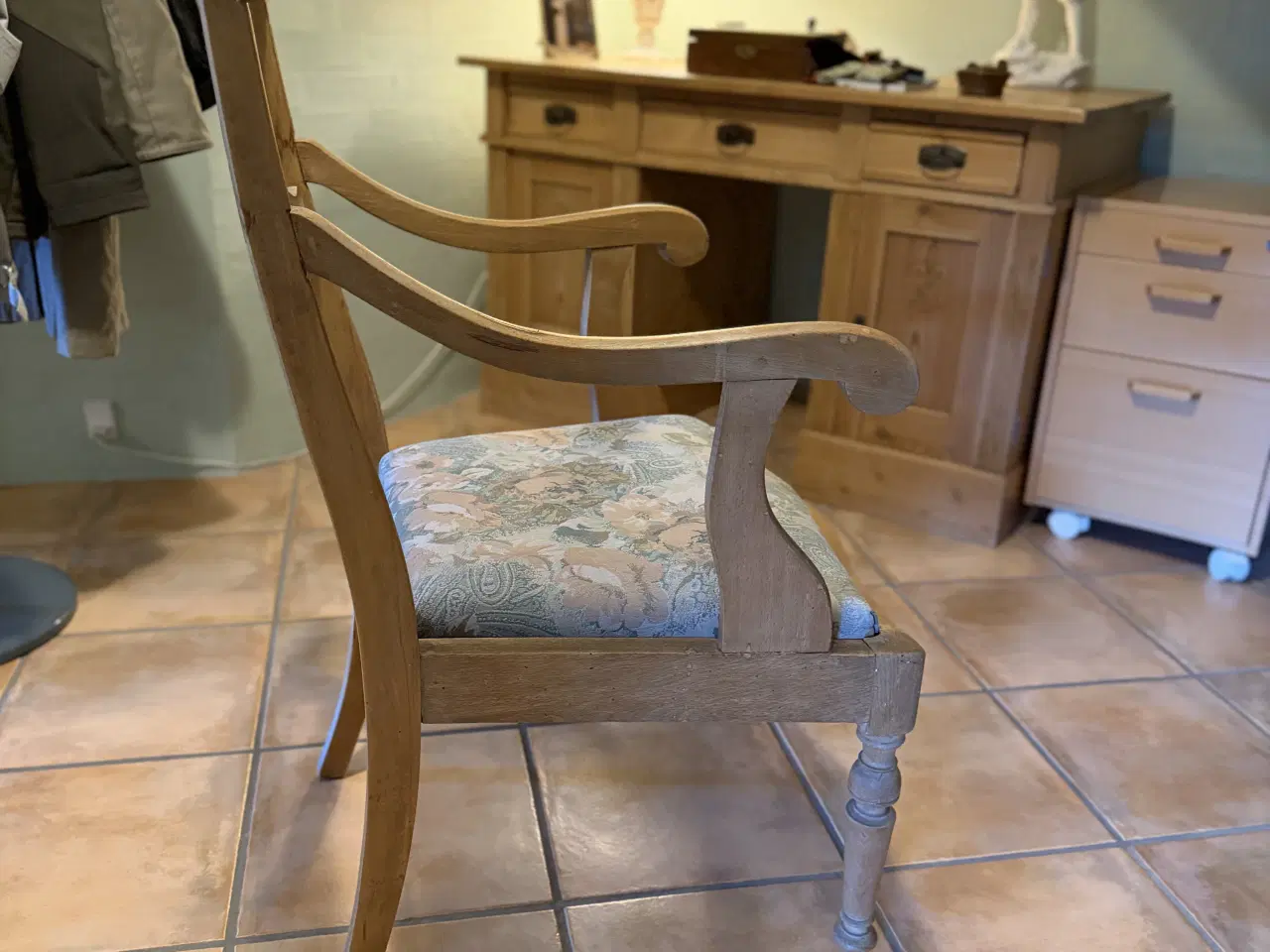 Billede 2 - Stol - afsyret