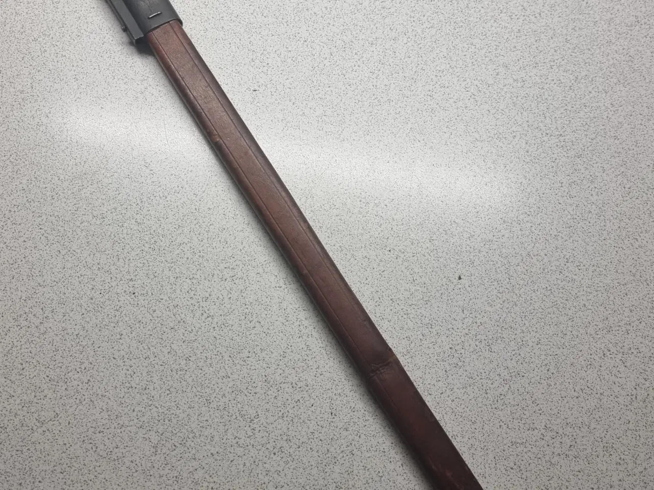 Billede 2 - Dansk kårde-bajonet 1915 m. læderskede.