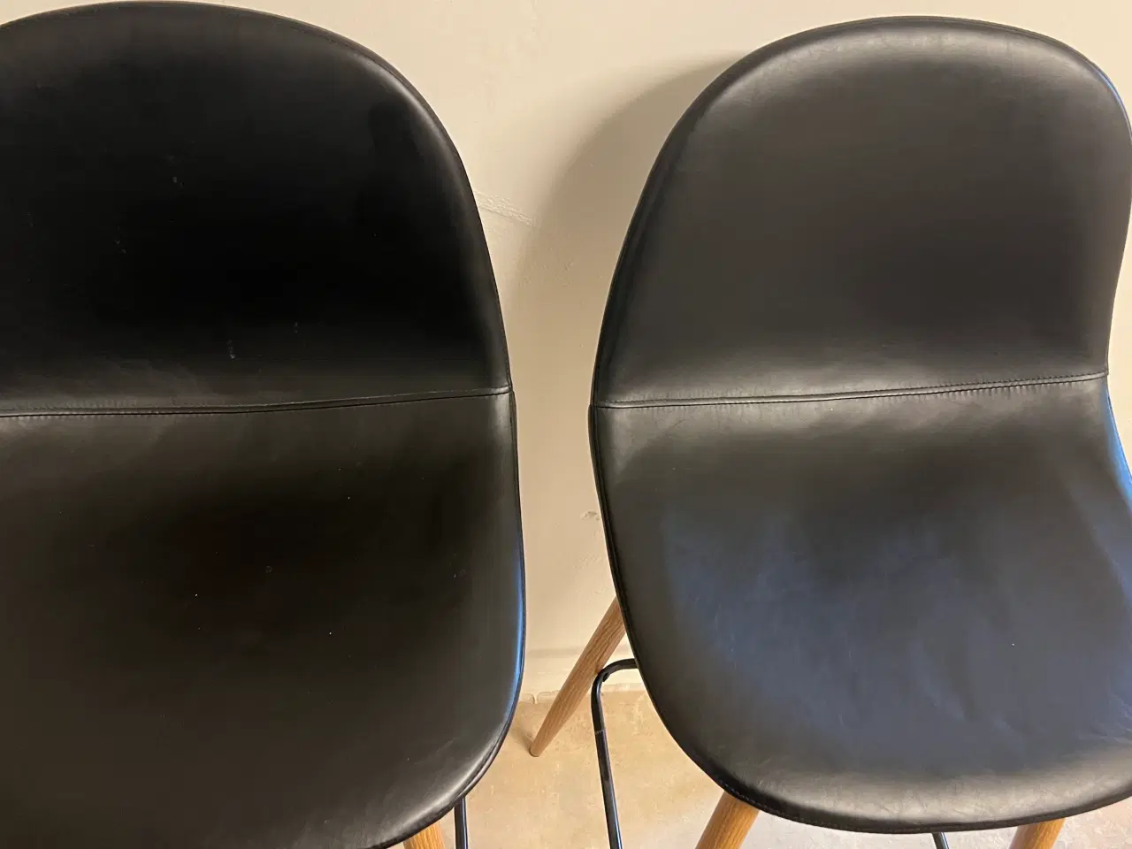 Billede 6 - To flotte barstole til salg – 600 kr for begge!