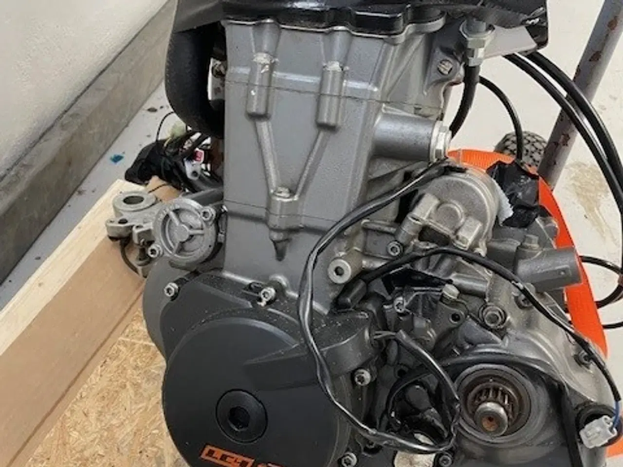 Billede 1 - KTM 690 R Motor 