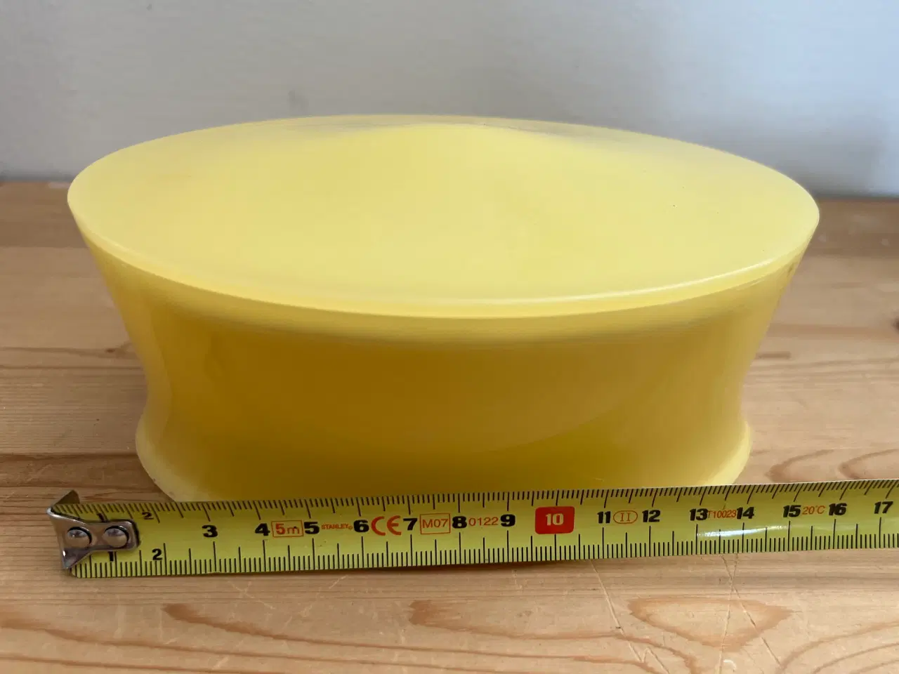 Billede 2 - BODUM osteboks i flot gul farve