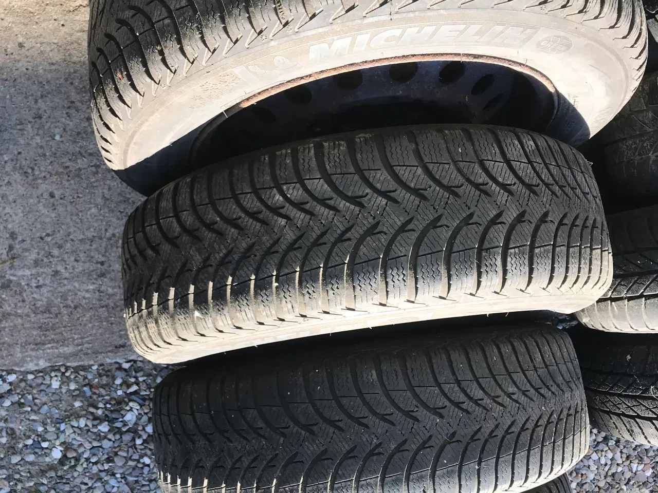 Billede 1 - Vinterdæk på fælge 4 stk.