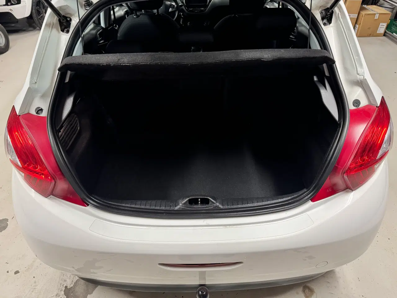 Billede 8 - 2015 Peugeot 208 kun 156.xxx km! 