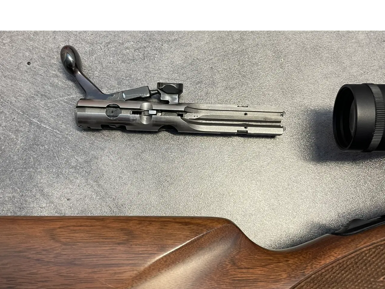 Billede 6 - Browning T-Bolt 22.LR salonriffel