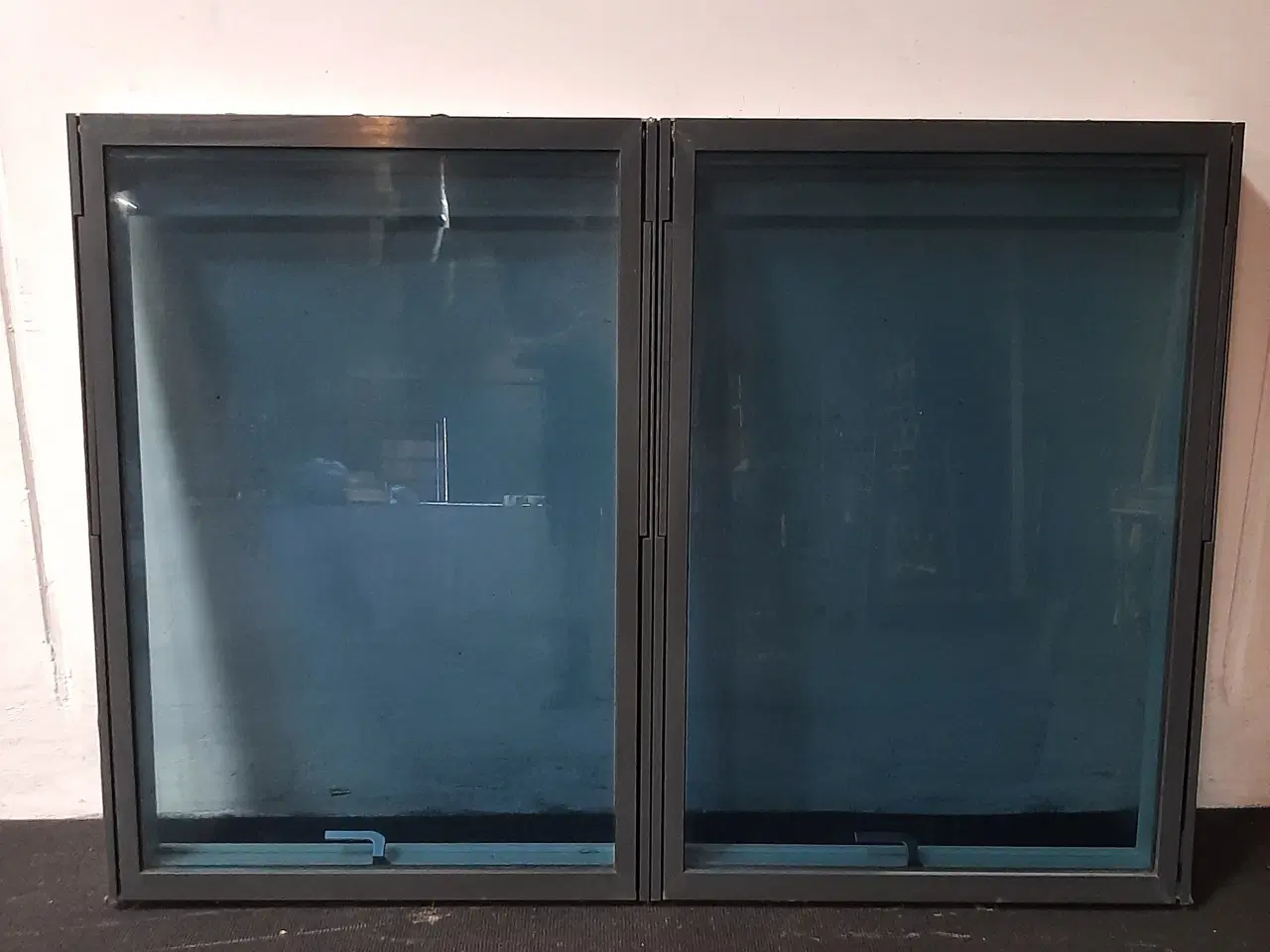 Billede 1 - Velfac topstyret vindue 2 fag, træ/alu, 2020x125x1425mm, antracitgrå/hvid