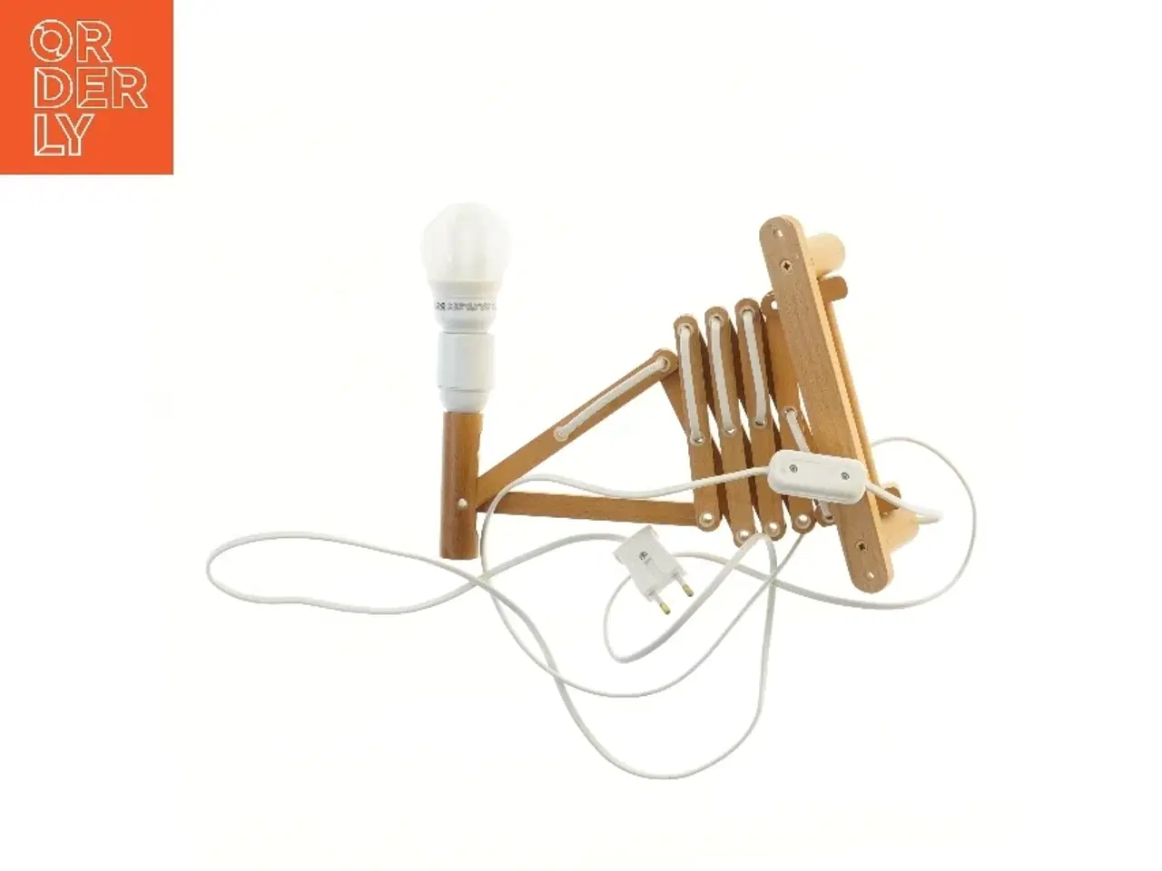 Billede 2 - Væglampe med saksarm fra IKEA (str. 24,5 cm)