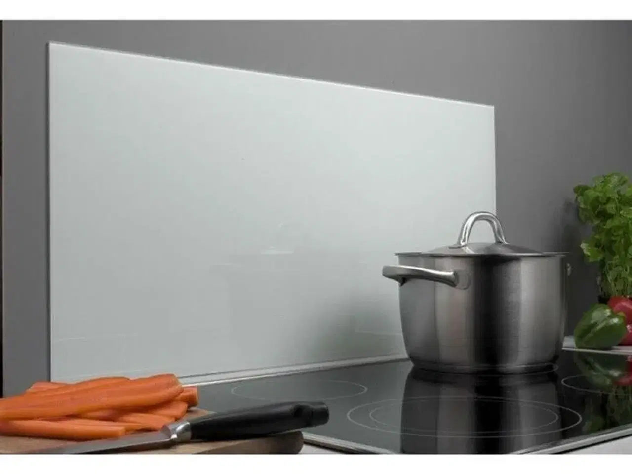 Billede 1 - Stænkplade Hvidt glas 90x45cm